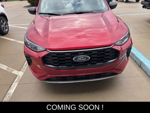 Used 2023 Ford Escape ST-Line w/ Tech Pack #1 image 1