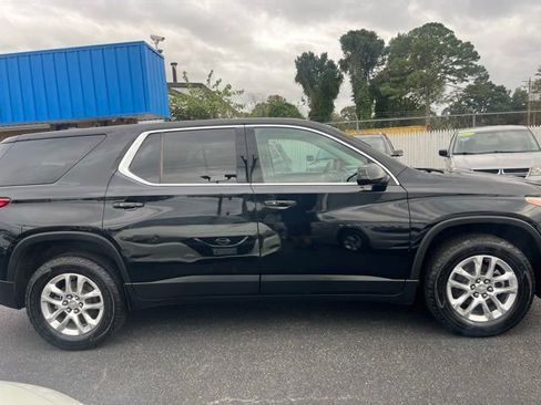 Used 2019 Chevrolet Traverse LS w/ LPO, Blackout Package image 9