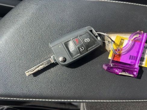 Used 2025 Volkswagen Jetta Sport image 35