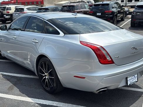 Used 2015 Jaguar XJ AWD image 5