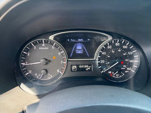 Used 2014 Nissan Pathfinder SL w/ SL Premium Package AWD/4WD image 15