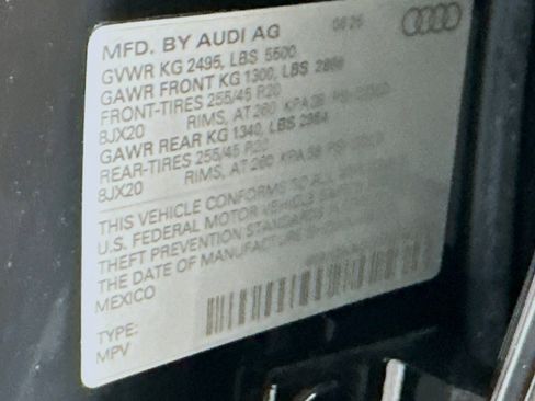 Used 2025 Audi Q5 Premium w/ Premium Plus AWD/4WD image 24