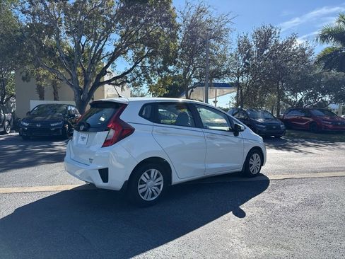 Certified 2017 Honda Fit LX image 5