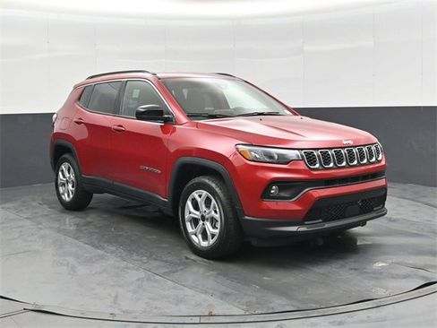 New 2026 Jeep Compass Latitude image 1