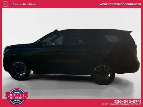 Used 2023 Chevrolet Tahoe RST w/ Luxury Package image 3