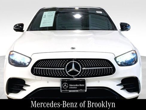 Certified 2022 Mercedes-Benz E 350 4MATIC Sedan image 5