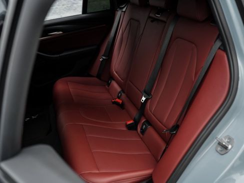 Used 2023 BMW X4 xDrive30i w/ M Sport Package image 23