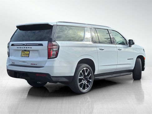 Used 2024 Chevrolet Suburban RST w/ Luxury Package image 4