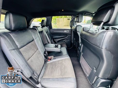 Used 2020 Jeep Grand Cherokee Altitude image 15