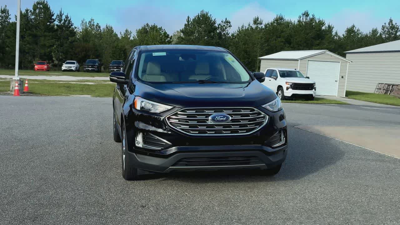Used 2023 Ford Edge Titanium w/ Cargo Accessory Package AWD/4WD image 3