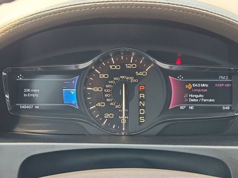 Used 2014 Lincoln MKX FWD w/ Equipment Group 102A image 23