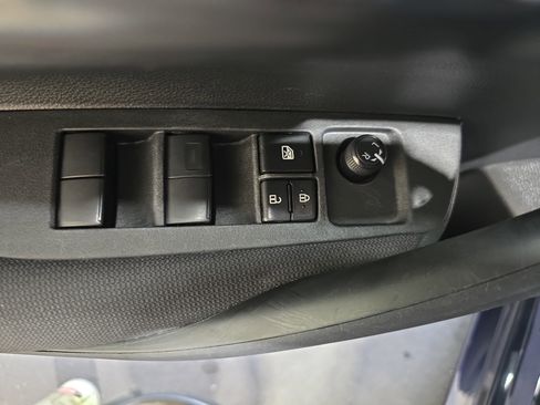 Used 2024 Toyota Corolla LE image 30