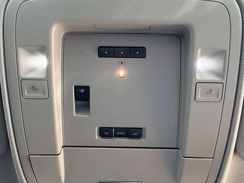 Used 2016 GMC Sierra 2500 SLT w/ Duramax Plus Package image 22