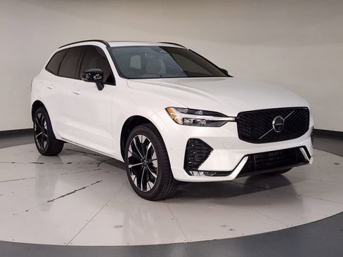 New 2026 Volvo XC60 B5 Plus w/ Protection Package Premier image 7