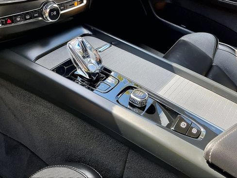 Certified 2023 Volvo XC60 T8 Polestar AWD/4WD image 19