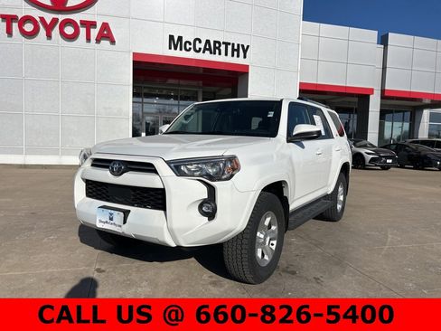 Used 2024 Toyota 4Runner SR5 image 2