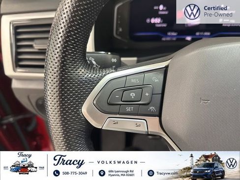 Certified 2022 Volkswagen Atlas Cross Sport SEL R-Line AWD/4WD image 16
