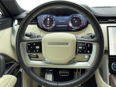 Used 2023 Land Rover Range Rover SE image 18