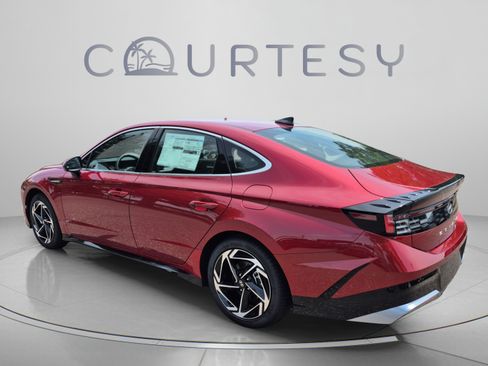 New 2026 Hyundai Sonata SEL FWD image 3