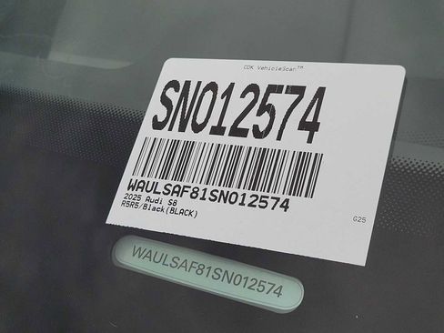 New 2025 Audi S8 image 21