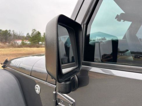 Used 2016 Jeep Wrangler Unlimited Sport AWD/4WD image 14