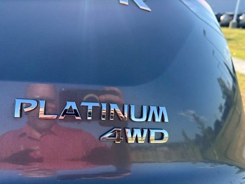 Used 2025 Nissan Pathfinder Platinum w/ Cargo Package AWD/4WD image 9