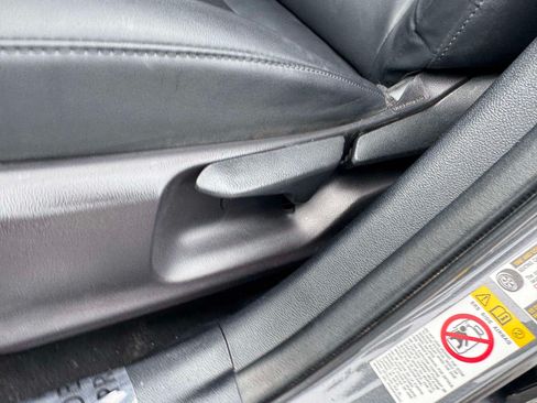 Certified 2022 Toyota Prius XLE AWD/4WD image 30