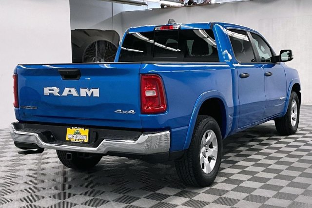 Used 2025 RAM 1500 Big Horn AWD/4WD image 13