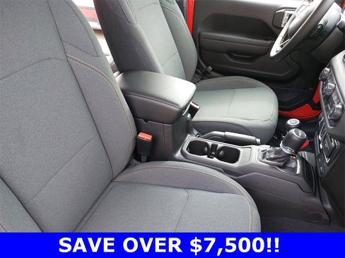 New 2025 Jeep Gladiator Sport image 10