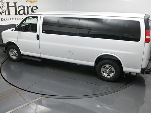 New 2025 Chevrolet Express 3500 LT w/ LT Preferred Equipment Group RWD image 21