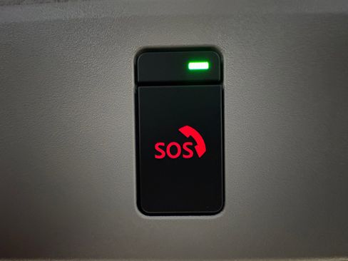 New 2025 Nissan Versa SR image 31