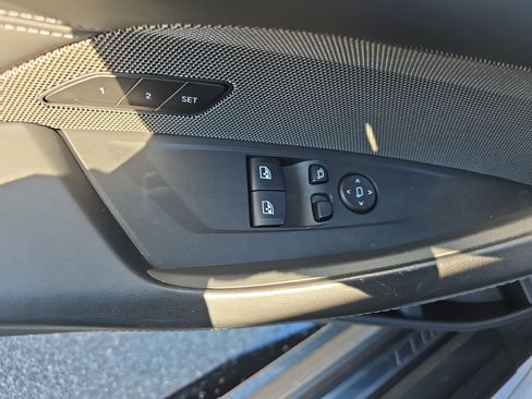 Used 2022 BMW M4 Coupe image 27