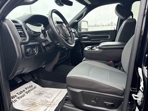 Used 2024 RAM 2500 Big Horn w/ Bed Utility Group image 8