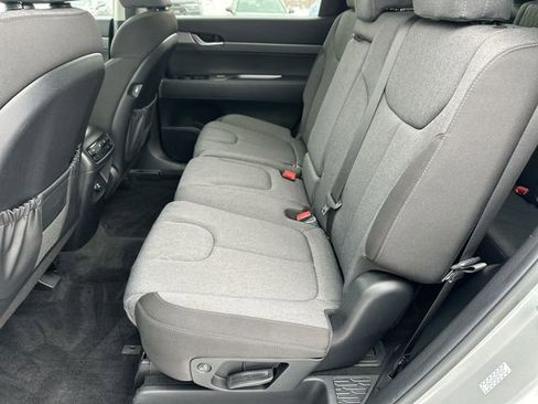 Used 2021 Hyundai Palisade SE image 25