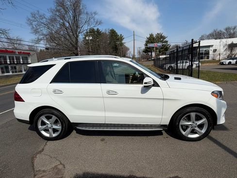 Used 2017 Mercedes-Benz GLE 350 image 4