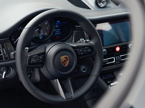 New 2026 Porsche Macan S image 23