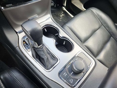 Used 2020 Jeep Grand Cherokee Limited AWD/4WD image 30