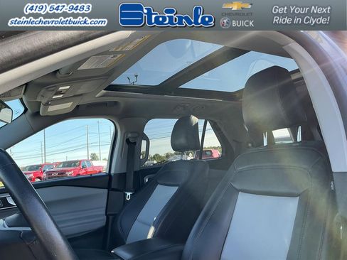 Used 2023 Ford Explorer XLT w/ Equipment Group 202A image 26