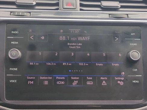 Used 2021 Volkswagen Tiguan SE FWD image 6