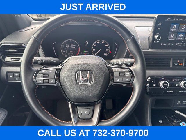 Used 2025 Honda Pilot TrailSport image 15