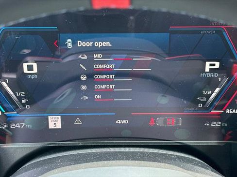 New 2026 BMW M5 L w/ Carbon Package image 23