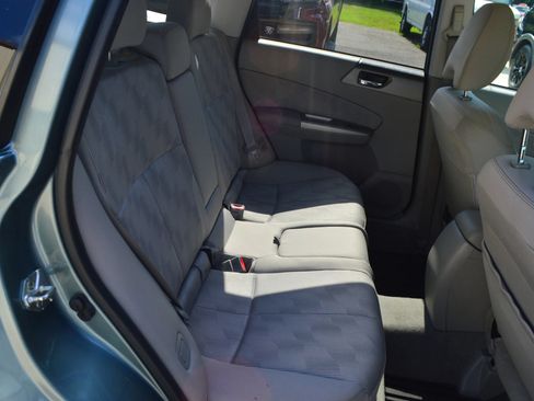 Used 2010 Subaru Forester 2.5X Premium AWD/4WD image 27