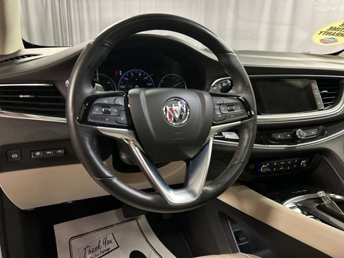Used 2022 Buick Enclave Avenir FWD image 15