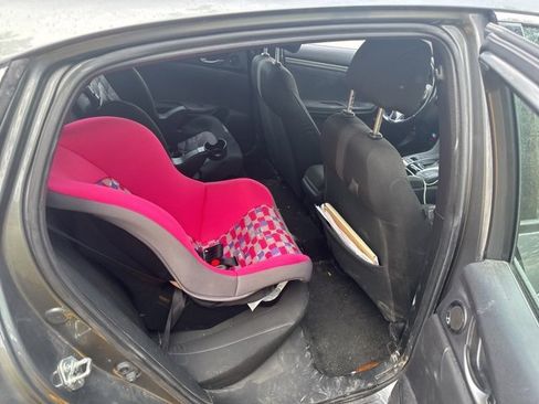 Used 2021 Honda Civic EX image 10