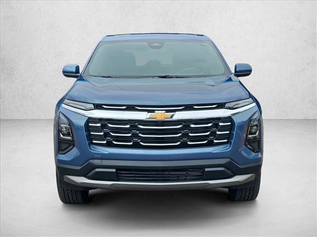 Used 2026 Chevrolet Equinox LT FWD image 3