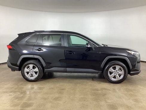 Used 2024 Toyota RAV4 XLE w/ Convenience Package AWD/4WD image 4