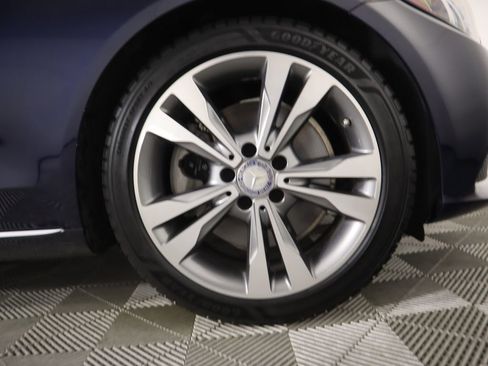 Used 2017 Mercedes-Benz C 300 Sedan image 32