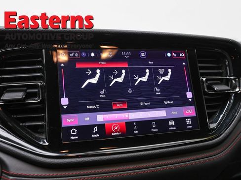 Used 2025 Dodge Durango GT RWD image 19
