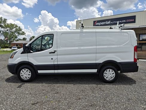 Used 2017 Ford Transit 250 130 Low Roof image 12