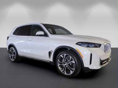 New 2026 BMW X5 xDrive40i w/ Climate Comfort Package AWD/4WD image 1